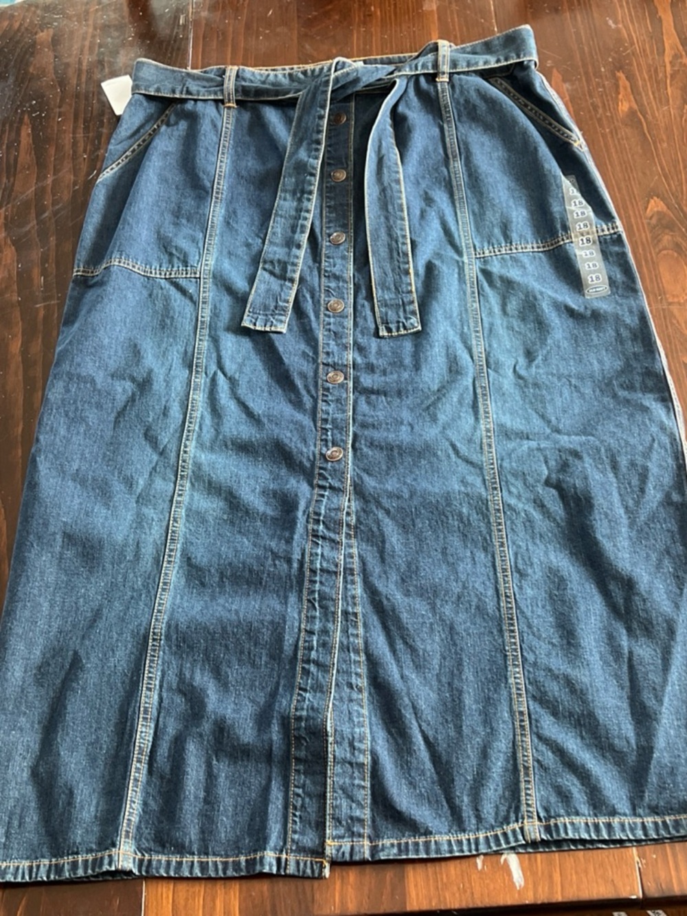 Old Navy Women's 18 Button Down Denim Jean Medium Wash Maxi Skirt NWT 2003